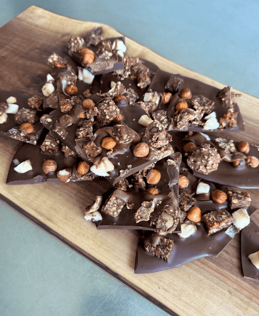 Chocolate Bark Protein Recipes with HOLOS Organic Nutrition Bars